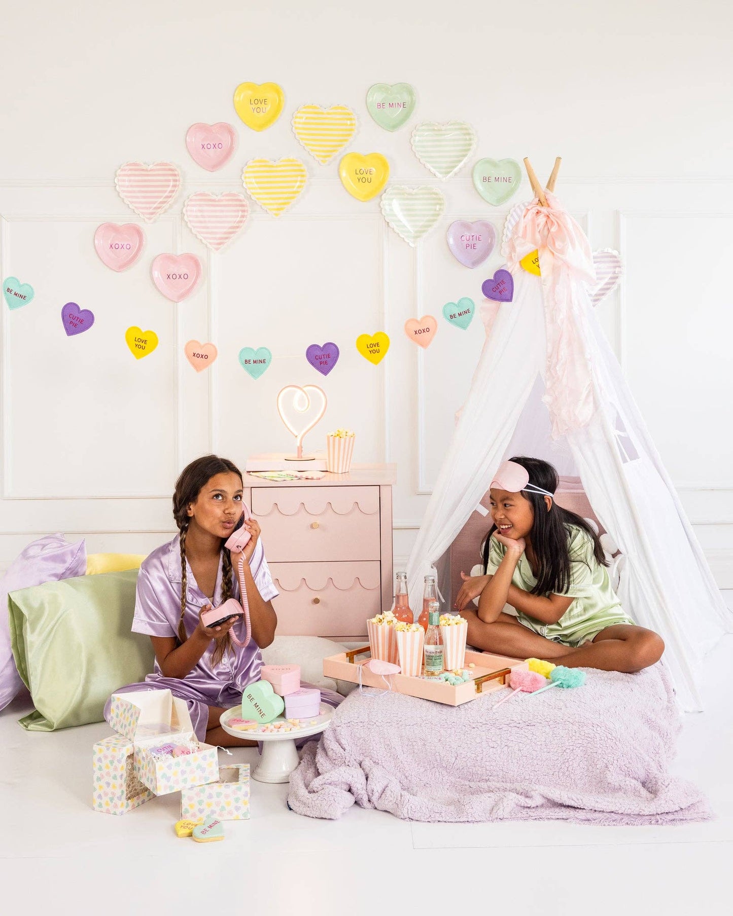 Valentine Be Mine Party Box