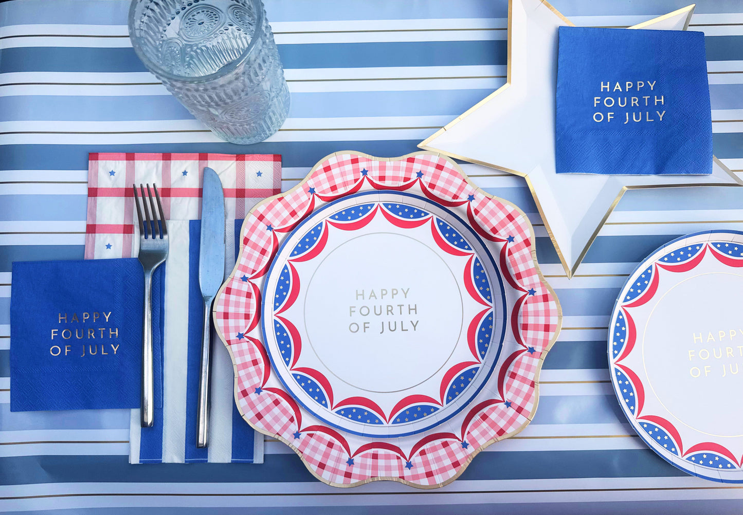 A Classic American 4th Tablescape